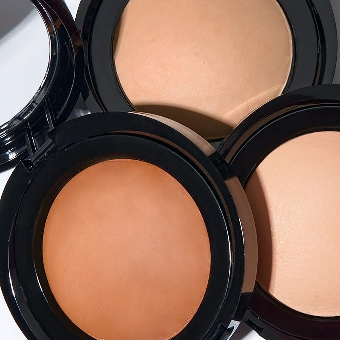 LAURA GELLER NEW YORK Baked Blurring + Setting Powder, Translucent Makeup Setting Powder For Soft-Focus Finish, Minimize Fine Lines and Pores, Light/Medium