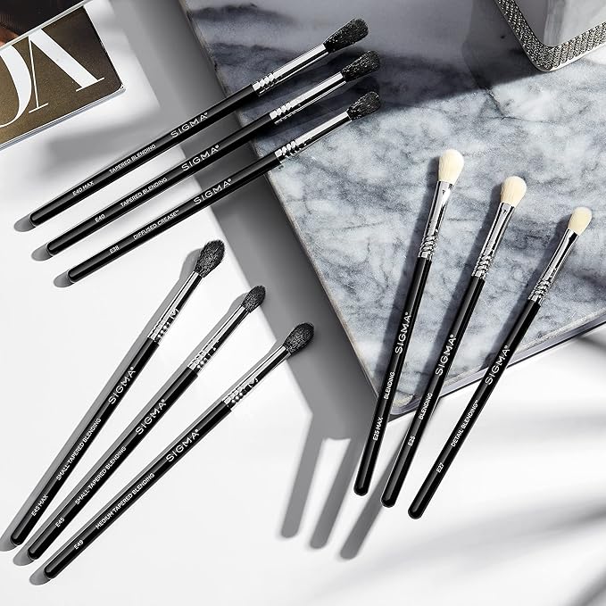 Sigma Beauty Professional E45 Eye Makeup Brush – Small Tapered Eyeshadow Blending Brush with SigmaTech® fibers for Seamless Eyeshadow Blending, Pointed Eyeshadow Brush for the Perfect Cut Crease