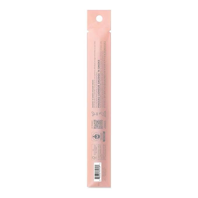 e.l.f. Smudge 'N Smoke Eyeliner Brush, Multi-Use Eyeshadow & Eyeliner Brush For Creating A Perfect Smoky Eye, Vegan & Cruelty-Free