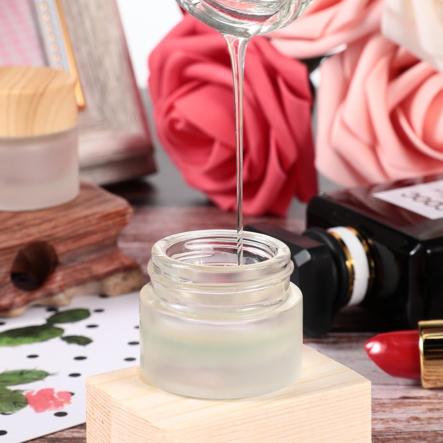 Geiserailie 60 Pieces Glass Cosmetic Containers Empty Sample Jars with Leak Proof Lids Makeup Sample Containers for Lotion Cream Cosmetic (5 Gram)