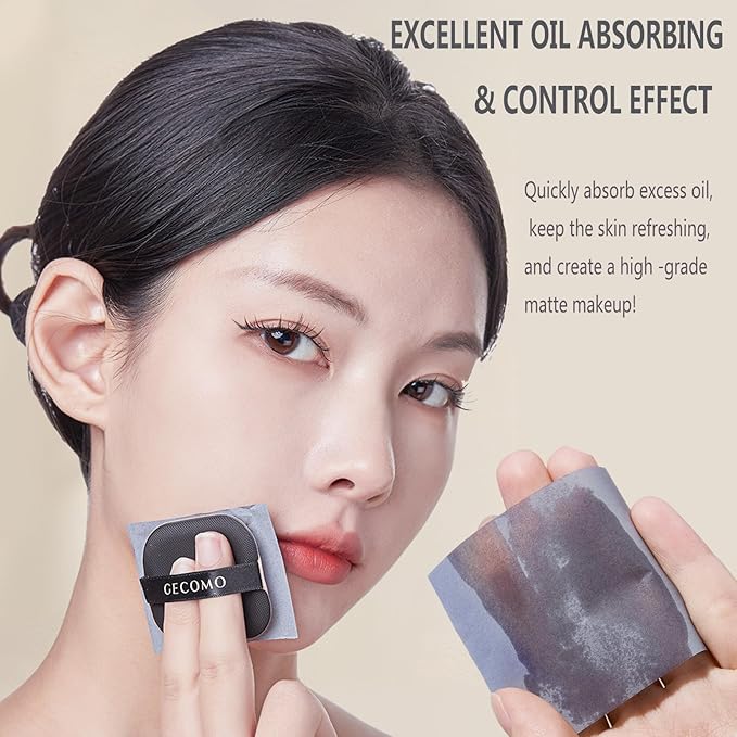 Natural Bamboo Charcoal Facial Oil Blotting Paper,100pcs Oil Blotting Sheets with Portable Mirror & Makeup Puff for Oily Face Skin,Oil Control Film Easy Take Out Handy Friendly Oil Absorbing Tissues
